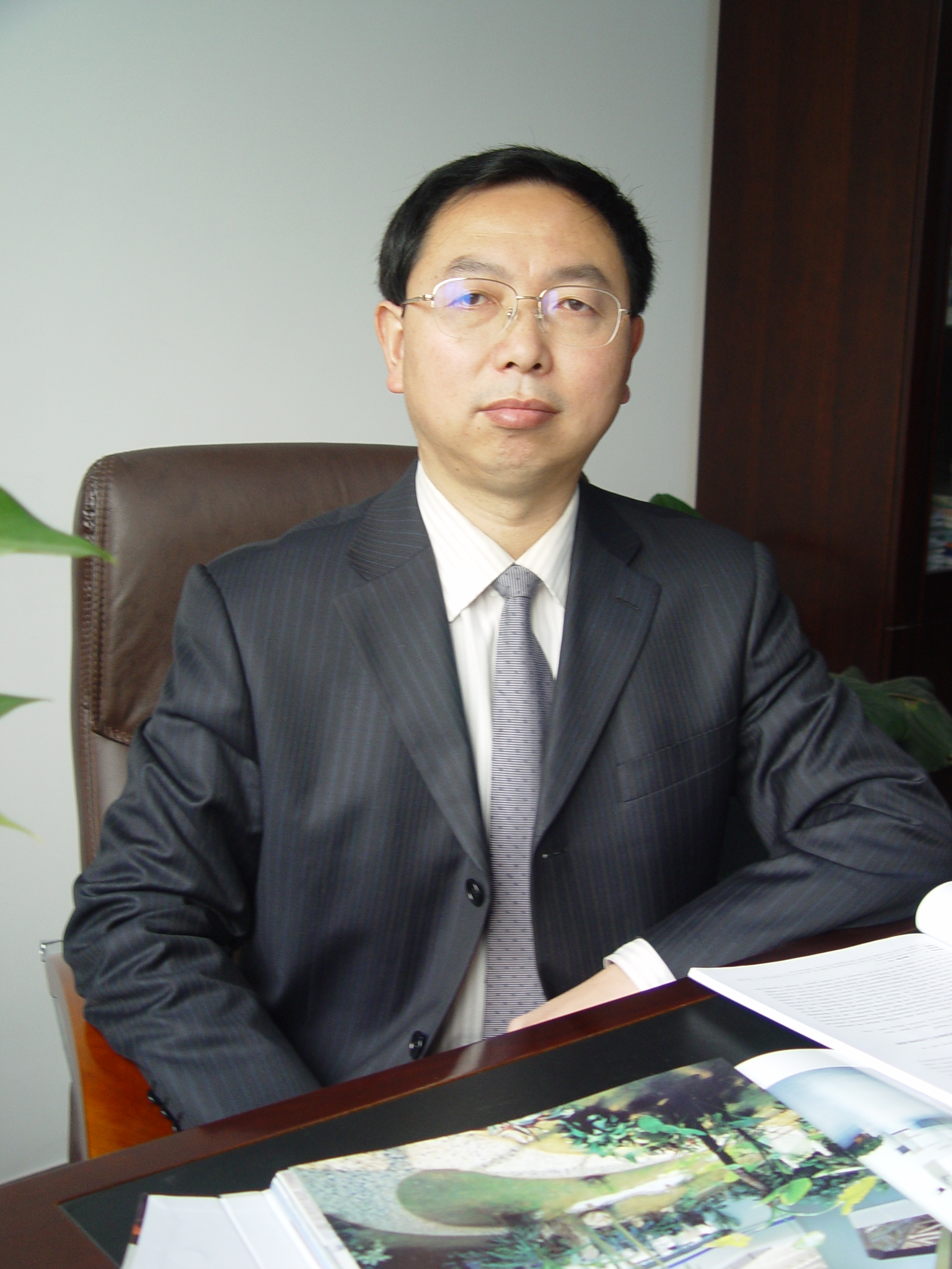 九游会在线登录官网创新论坛第一千六百零五讲：黄土地区高填方地基变形特征与工程应对措施  