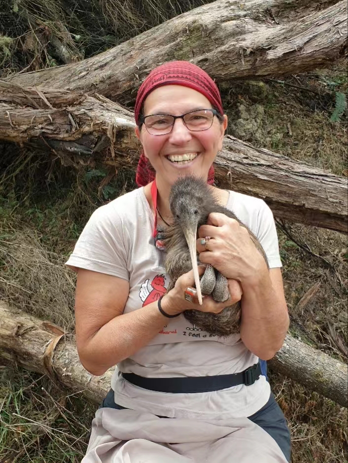 九游会在线登录官网创新论坛第一千五百七十八讲：The most un-bird bird in the world: Discovering North Island Brown Kiwi