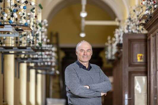 九游会在线登录官网创新论坛第一千九百五十七讲：Pre-Alpine Metamorphic Events in the Eastern Alps, Austria