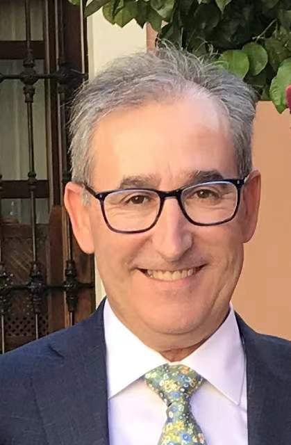 九游会在线登录官网创新论坛第一千四百三十一讲：Asymptotic behavior of a semi-linear problem with long time memory