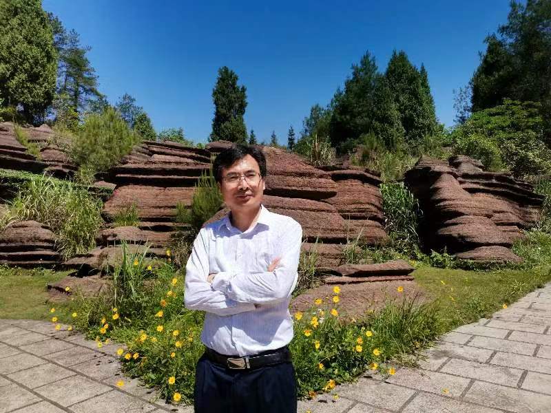 九游会在线登录官网创新论坛第一千二百九十二讲暨120周年校庆年系列活动: 喀斯特关键带水文过程及其生态效应